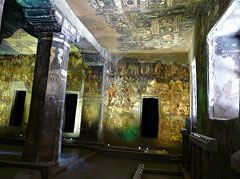 Ajanta: Cave 17