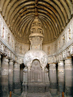 Ajanta: Cave 19