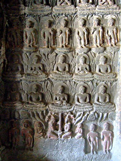 Ajanta: Cave 2