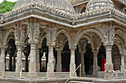 Ahmedabad: Hathi singh temple