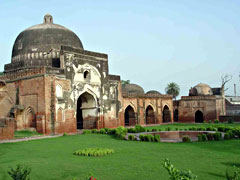 Panipat: Kabuli Bagh Mosque