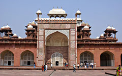 Sikandra: Akbar's tomb