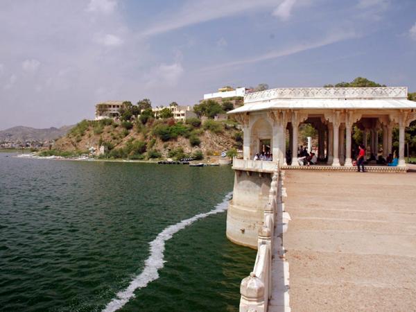 Ana-Sagar-Lake-Ajmer