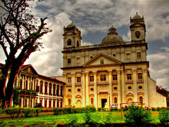 Old Goa: St. Cajetan Church 