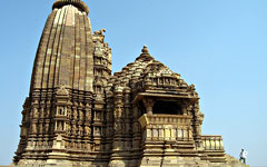 Khajuraho: Vamana temple