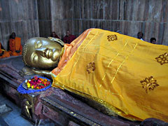 Kushinagar: Mahaparinirvana temple