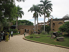 Pondichery: Sri Aurobindo Ashram