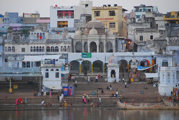 am-See-in-Pushkar