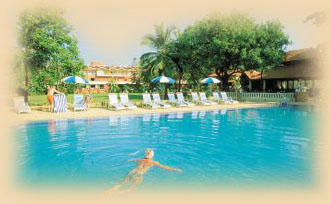 Schwimmbad, Hotel Majorda Beach Resort, Goa
